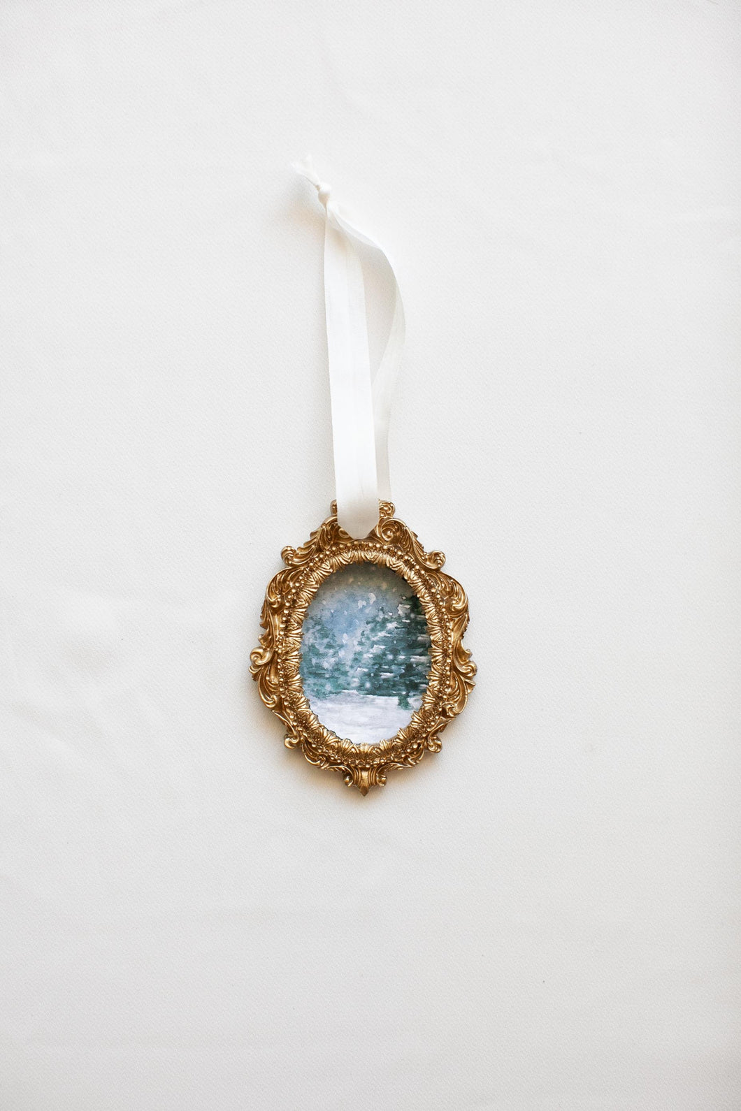 Falling Snow Ornament