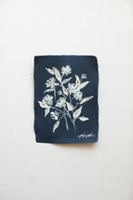 Load image into Gallery viewer, Étude de Rose No. 9
