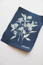 Load image into Gallery viewer, Étude de Rose No. 9
