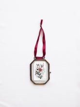 Load image into Gallery viewer, Winter Floral Ornament
